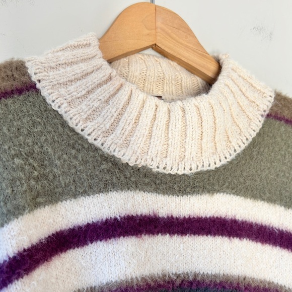 Free People Fuzzy Cropped Sofie Sweater Striped Army Green Purple Combo Size M - Picture 5 of 14